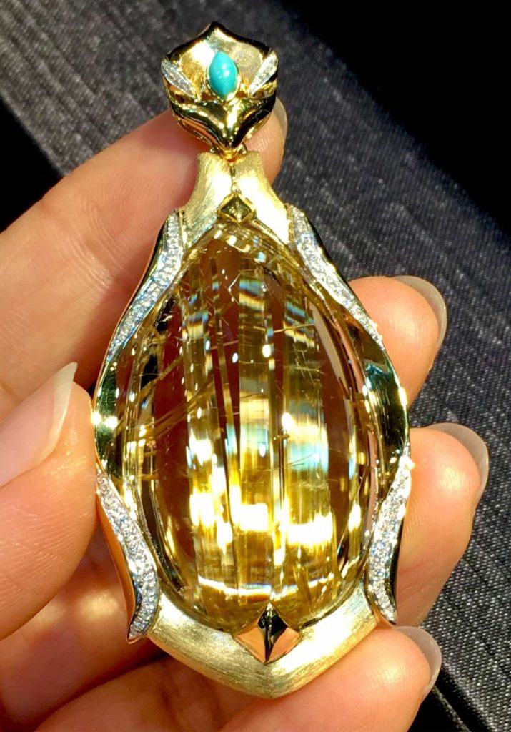 灵漠水晶天然金发晶镶嵌吊坠精品实拍